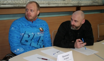 За первое место сразились две команды.