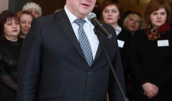 Минус еще один барьер на пути к знаниям и полноценной жизни.
