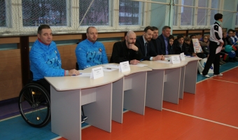 За первое место сразились две команды.