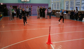 За первое место сразились две команды.