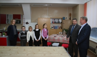 Идея обустроить кабинет, где бы дети смогли приобретать навыки самообслуживания и готовиться ко взрослой жизни, возникла давно.