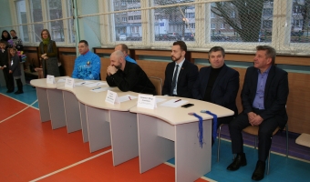 За первое место сразились две команды.