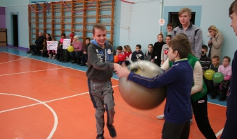 За первое место сразились две команды.