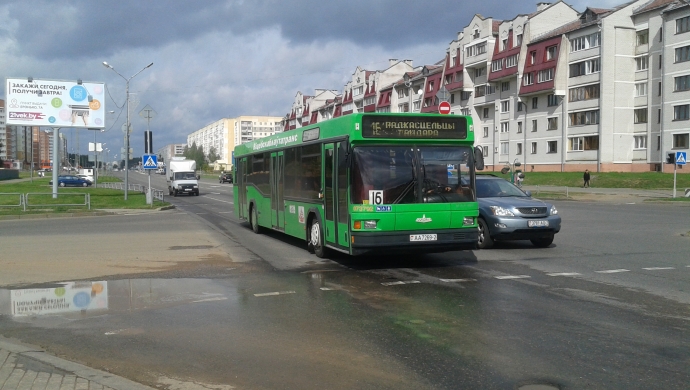 Напоминания об опросе появились в городских автобусах.